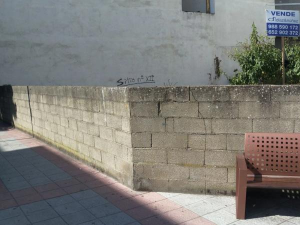 Terreno en calle Juan Guerra Valdés, 11