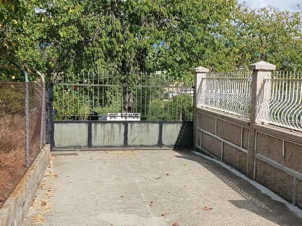 Terreno en calle María Pita, 42