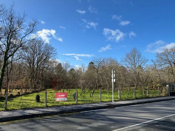 Terreno en Currás s/n