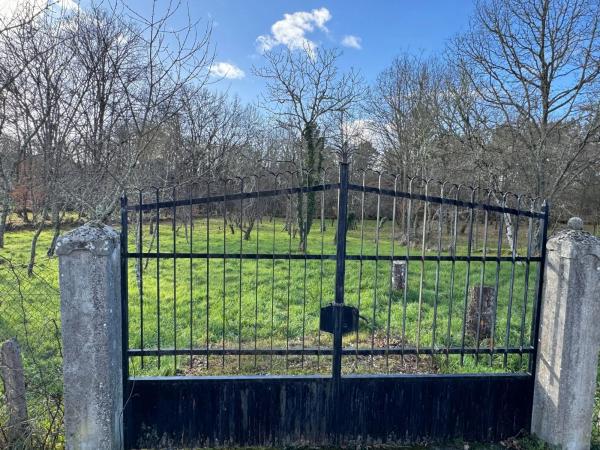 Terreno en Currás s/n