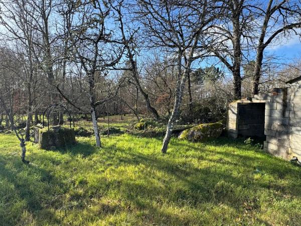 Terreno en Currás s/n