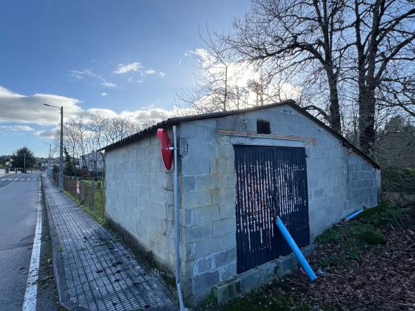 Terreno en Currás s/n