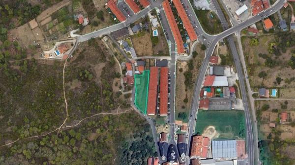 Terreno en calle do caravel