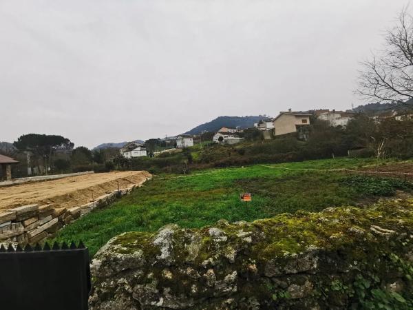 Terreno en calle da Ponte Lonia, 121