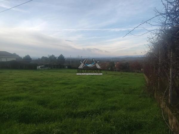 Terreno en Amoeiro