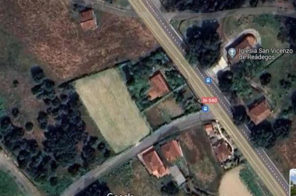 Terreno en 42.44543545600538, -7.8703713703445555, 42 maps