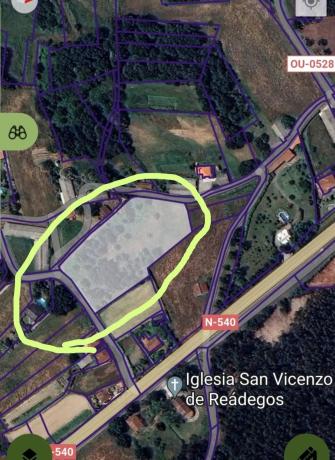 Terreno en 42.44543545600538, -7.8703713703445555, 42 maps