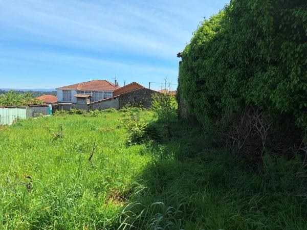 Terreno en calle da Serra