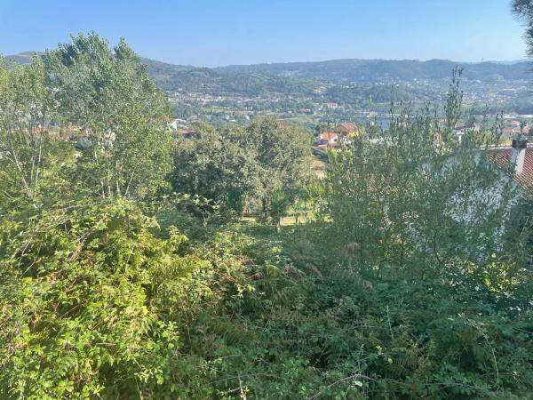 Terreno en calle Cudeiro-Gouriz