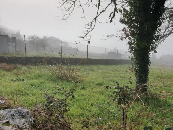 Terreno en calle do Regato