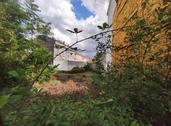 Terreno en calle Río Xares