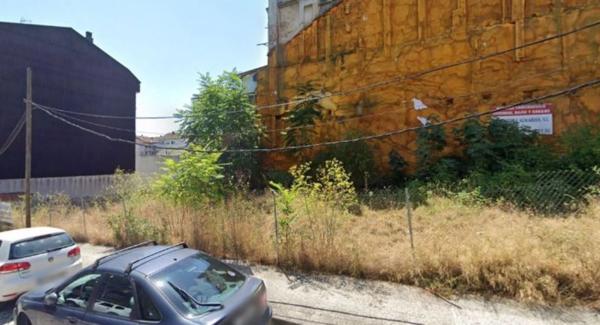 Terreno en calle Río Xares