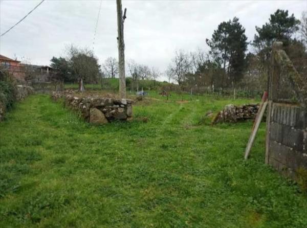 Terreno en Amoeiro