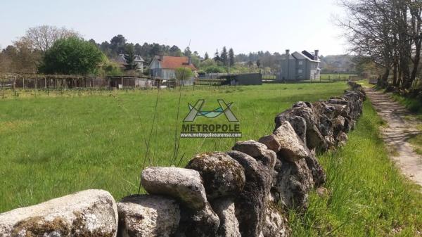 Terreno en Pereiro de Aguiar