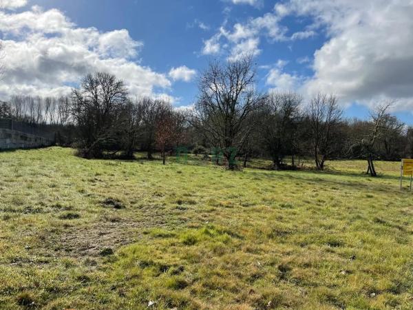 Terreno en Pereiro de Aguiar