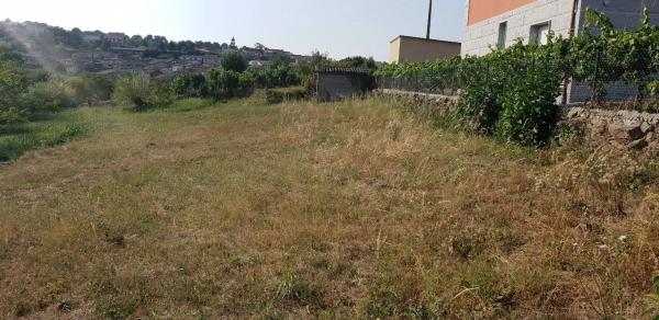 Terreno en calle Igrexa