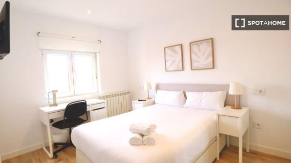 Room in shared apartment in Santander