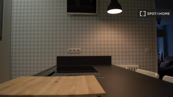 Piso de 3 dormitorios en alquiler en Indautxu, Bilbao