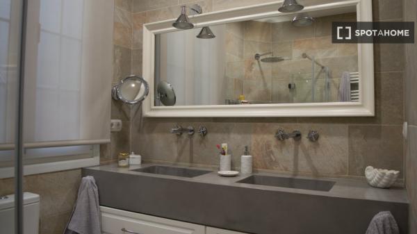 Piso de 3 dormitorios en alquiler en Indautxu, Bilbao