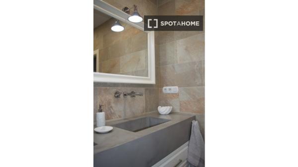 Piso de 3 dormitorios en alquiler en Indautxu, Bilbao