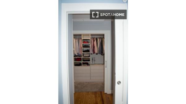 Piso de 3 dormitorios en alquiler en Indautxu, Bilbao