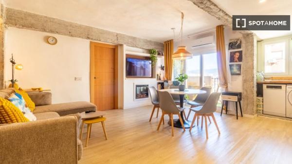 Piso en alquiler de 2 habitaciones en Jardín de La Abadía, Málaga