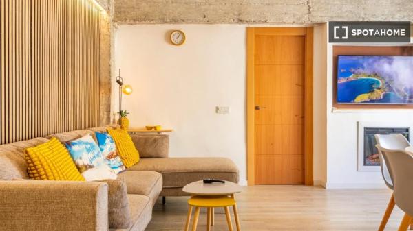 Piso en alquiler de 2 habitaciones en Jardín de La Abadía, Málaga