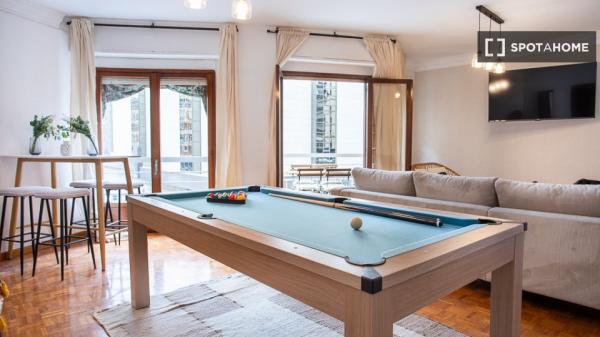 Piso en alquiler de 4 habitaciones en Alicante