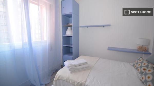 Room in shared apartment in Santander