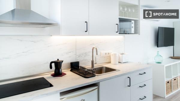 Estudio en alquiler en Cala Major, Palma