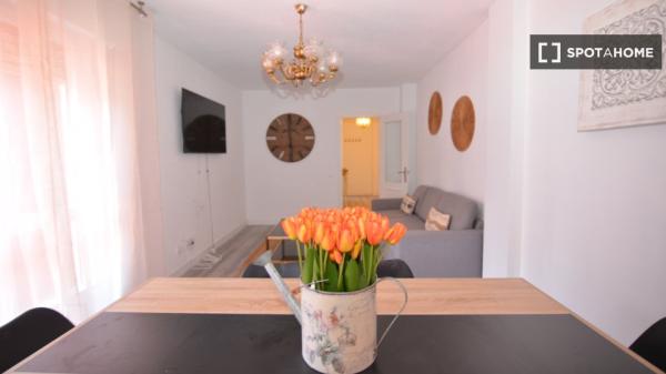 Room in shared apartment in Santander