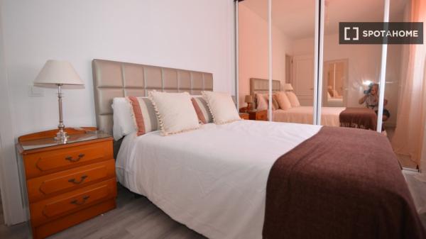Room in shared apartment in Santander