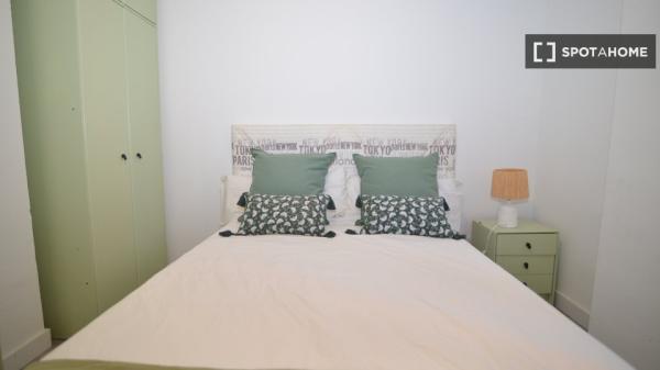 Room in shared apartment in Santander