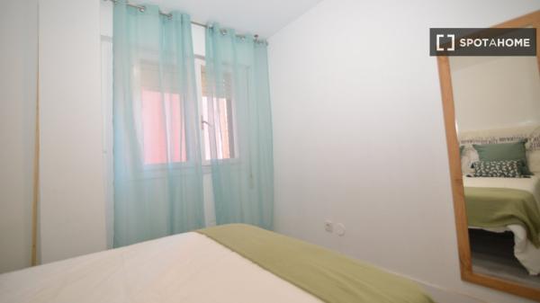 Room in shared apartment in Santander