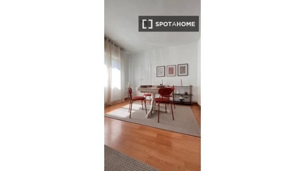 Piso de 2 dormitorios en alquiler en Santander