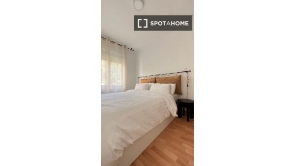 Piso de 2 dormitorios en alquiler en Santander