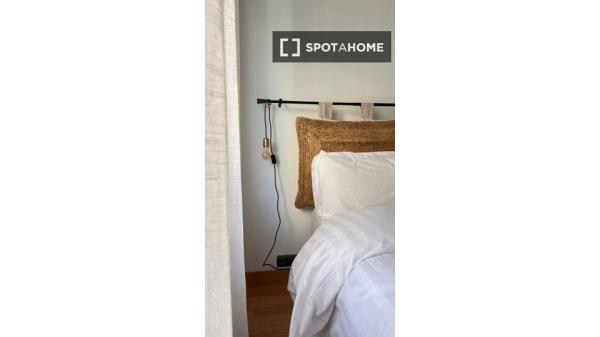 Piso de 2 dormitorios en alquiler en Santander