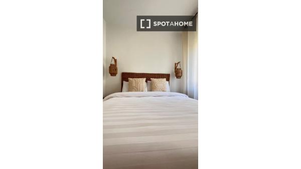 Piso de 2 dormitorios en alquiler en Santander