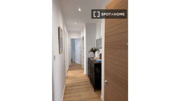 Piso de 3 habitaciones en alquiler en Santander