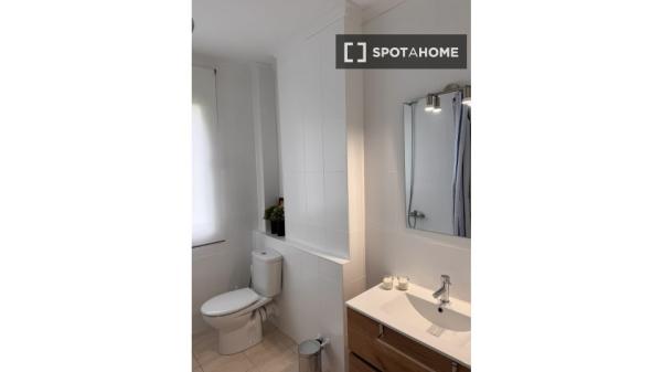 Piso de 3 habitaciones en alquiler en Santander