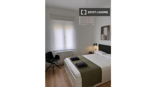 Piso de 3 habitaciones en alquiler en Santander