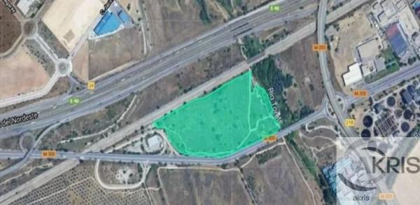 Terreno en avenida de Madrid