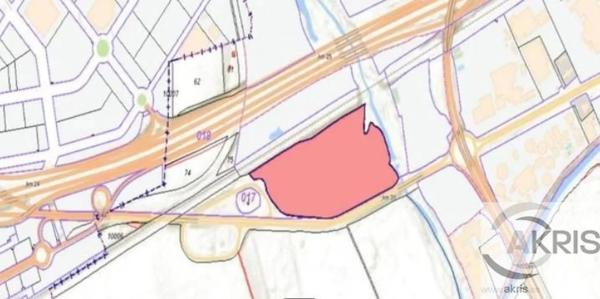 Terreno en avenida de Madrid