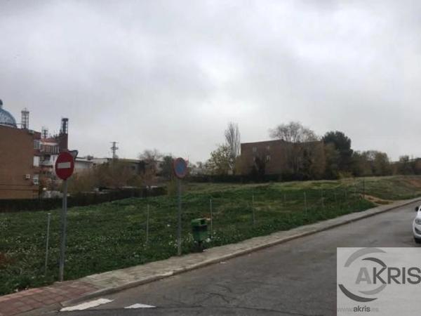 Terreno en calle Santa Rosa