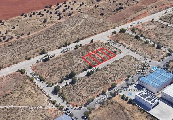 Terreno en calle Daroca, 28 b