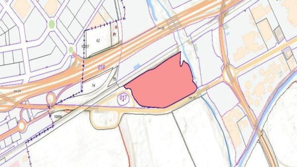 Terreno en Reyes Católicos