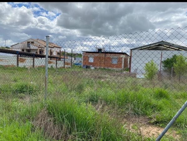 Terreno en calle de los Jazmines, 315