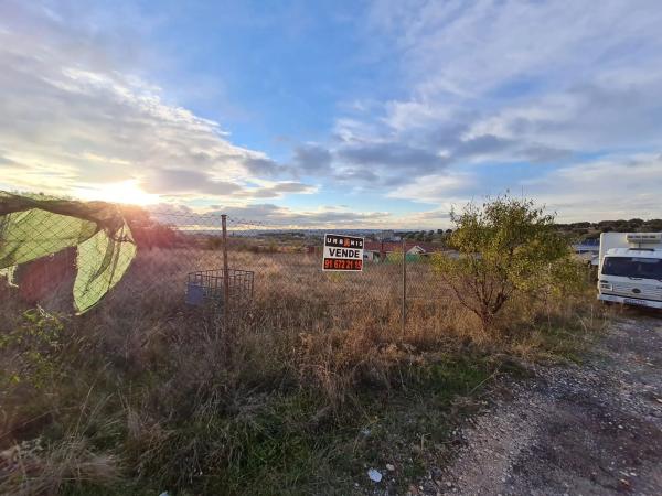 Terreno en calle del Abeto
