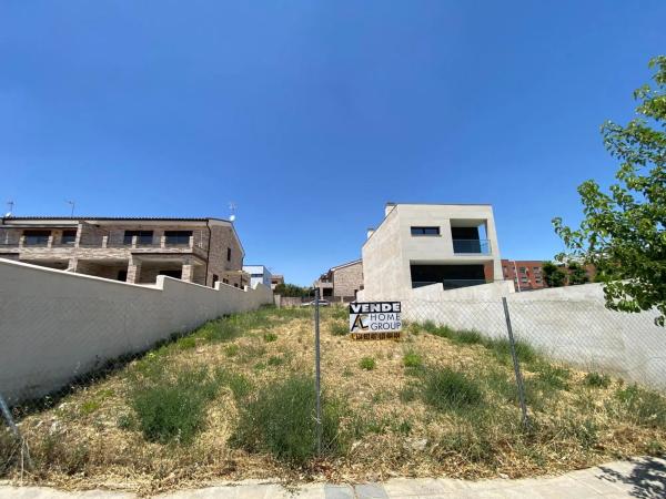 Terreno en calle Marqués de Santillana