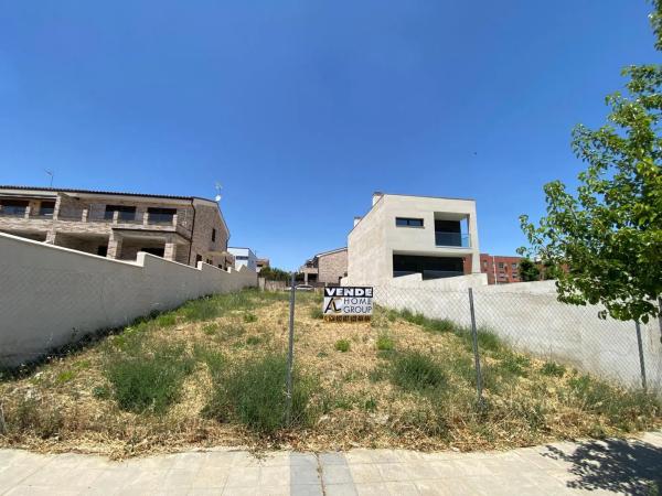 Terreno en calle Marqués de Santillana